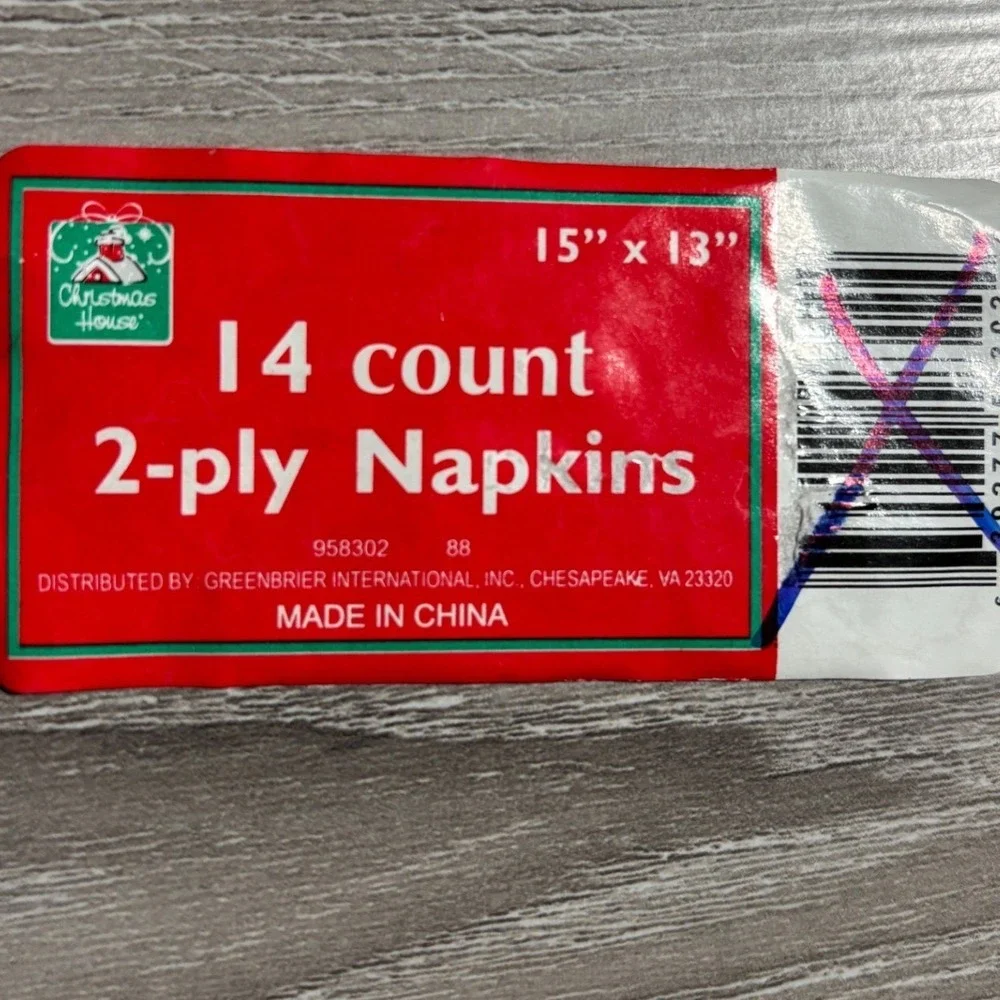 NIB Vintage Santa Claus Christmas Paper 2 ply Napkins Holiday Decor Sealed NEW